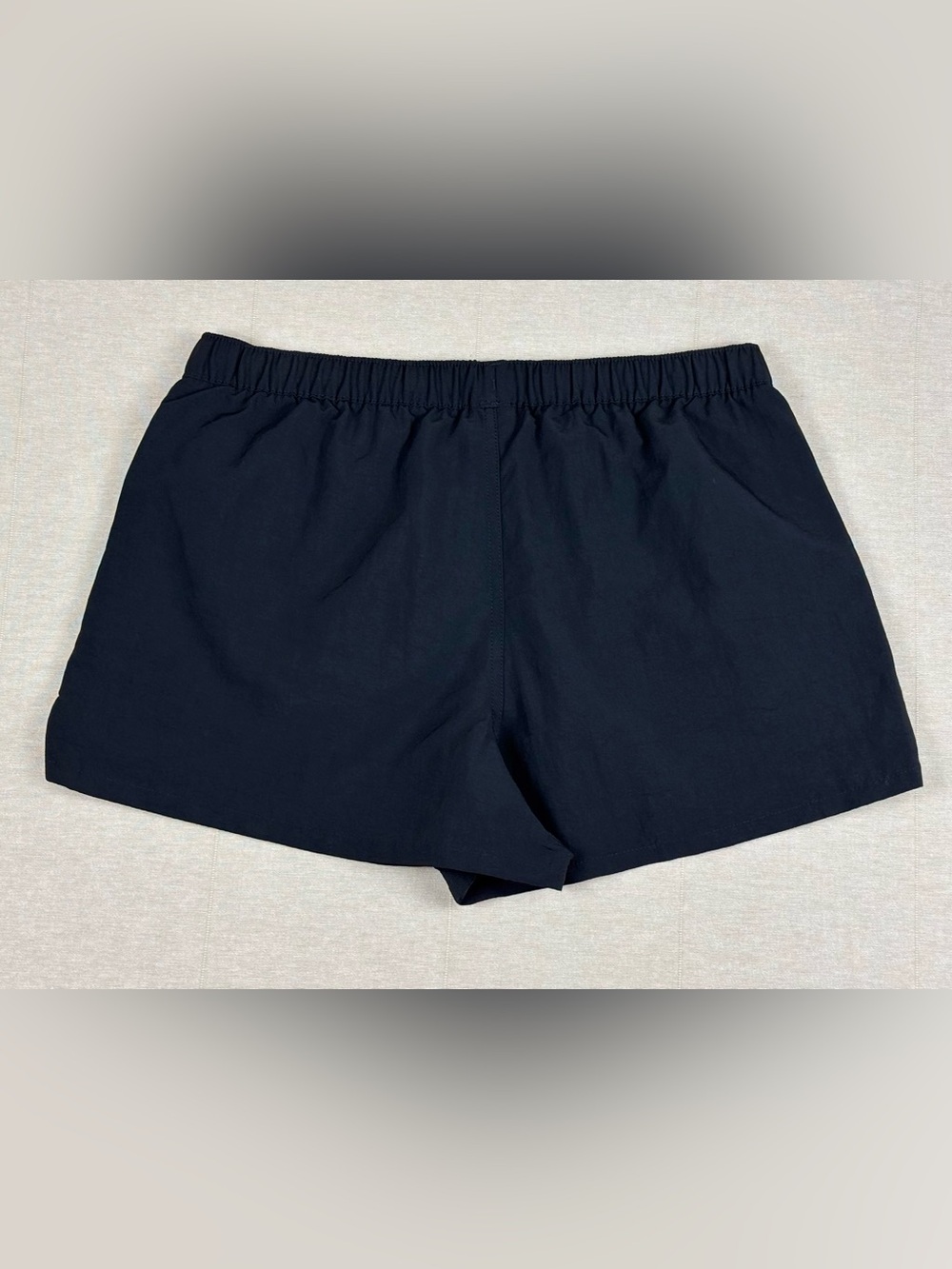 Patagonia Barely Baggies Shorts Women M Black 2.5” Inseam Hiking Swim 57044 - Picture 4 of 8